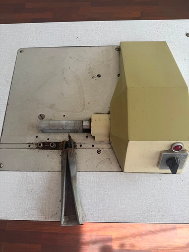 Foarfeca electrica ROZOR