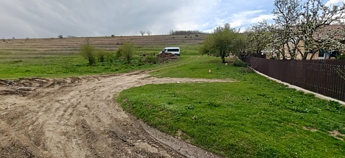 CALE DE ACCES CU TEREN