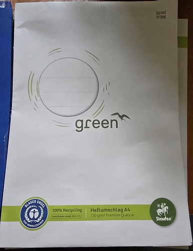 Coperti A4 fabricate din hartie reciclata