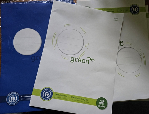 Coperti A4 fabricate din hartie reciclata