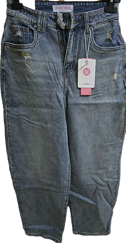 Lotul include articole de diferite marimi, modele, culori.