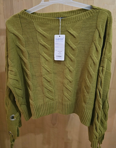 Lotul include o gama diversificata de articole unice, diferite marimi, modele, culori.