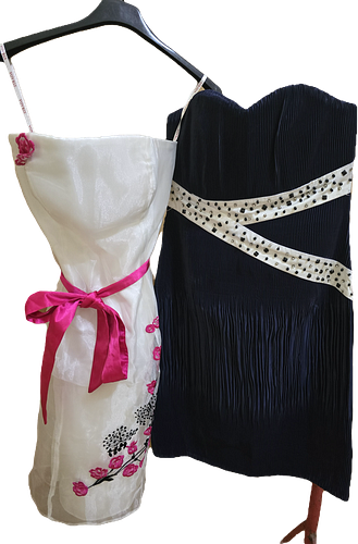 Lotul include o gama diversificata de articole unice, diferite marimi, modele, culori.