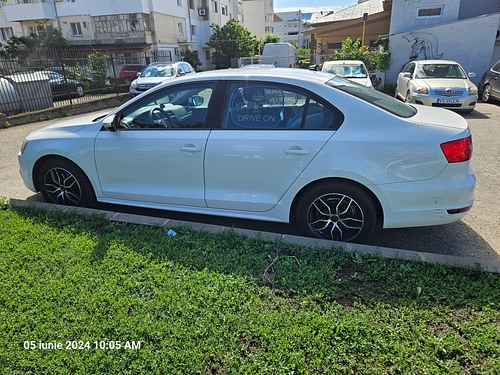 Autoturism Volkswagen Jetta berlină