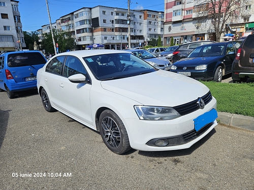 Autoturism Volkswagen Jetta berlină