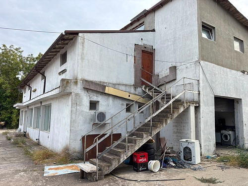 Atelier - zona spate
