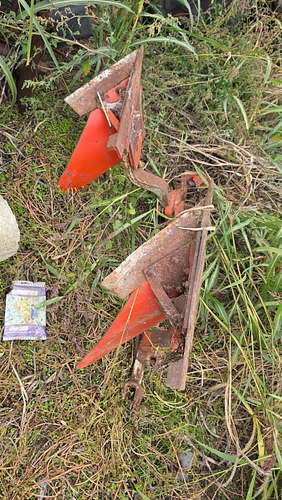 Plug 6